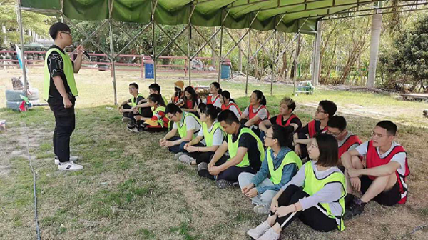 率虎狼之師,鑄精英團隊-洋明達3月戶外拓展活動圓滿完成(圖4) 率虎狼之師,鑄精英團隊-洋明達3月戶外拓展活動圓滿完成(圖4)